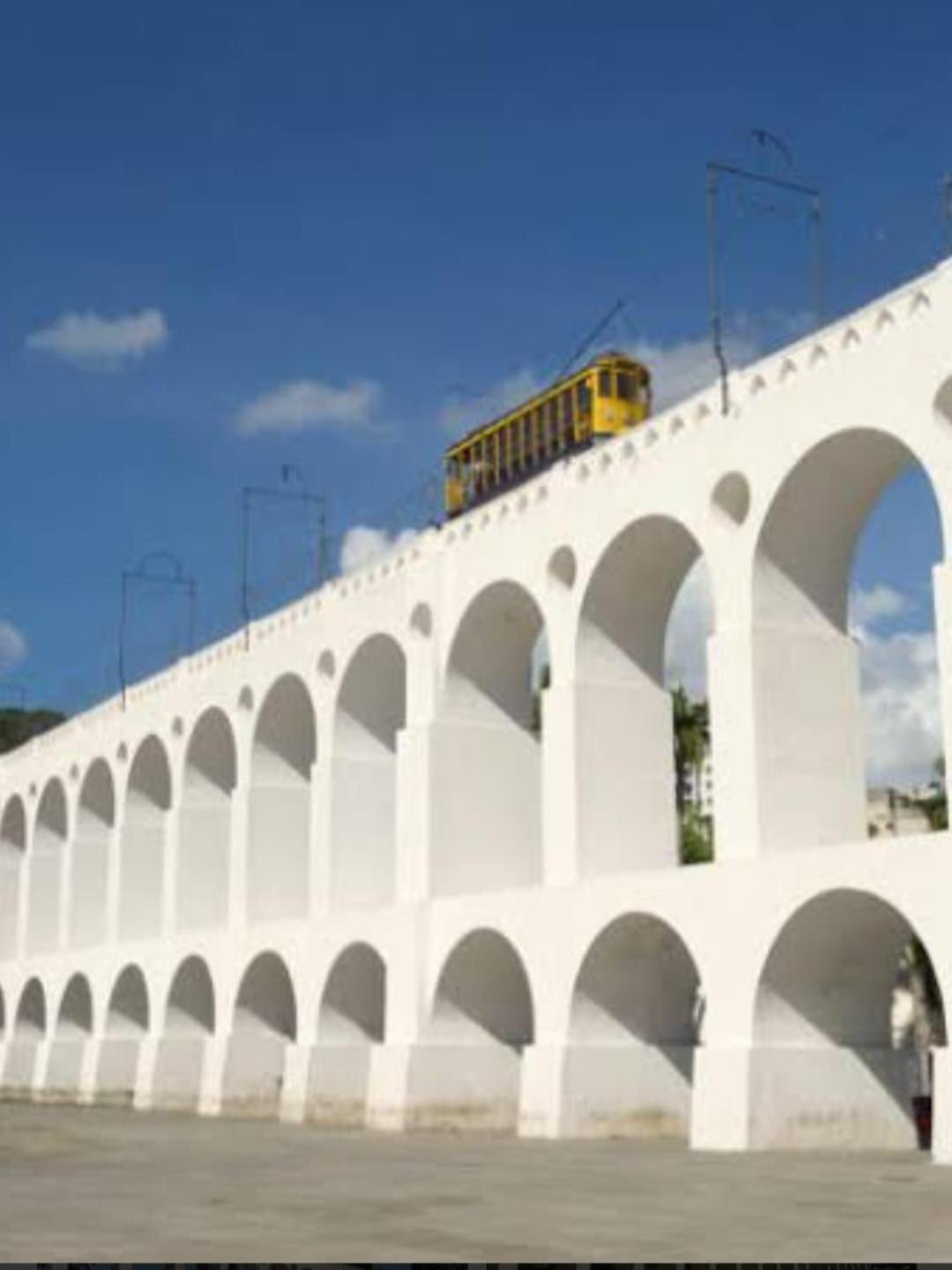 Apartamento 20 M2 , Piscina , Wifi, Ar , Smart Tv *